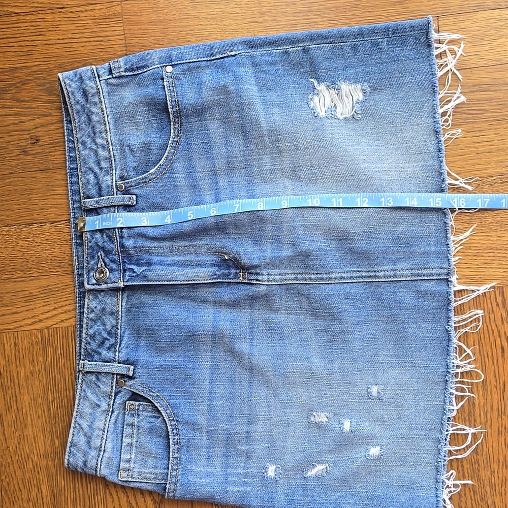 Melrose and Market blue denim skirt distressed raw hem Size 30 / M - Picture 9 of 9